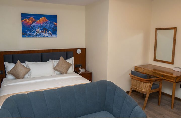 Superior King Suite