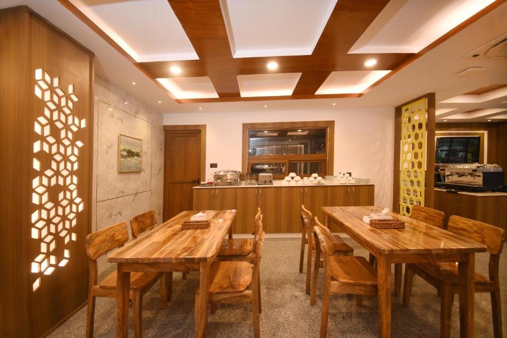 cozy dining space