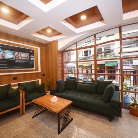 Comfy Lounge